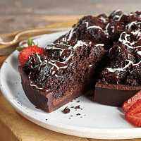 Mississippi Mud Cake on Platter